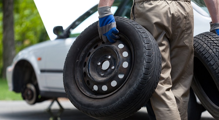 Roadside Assistance in Seaside, CA